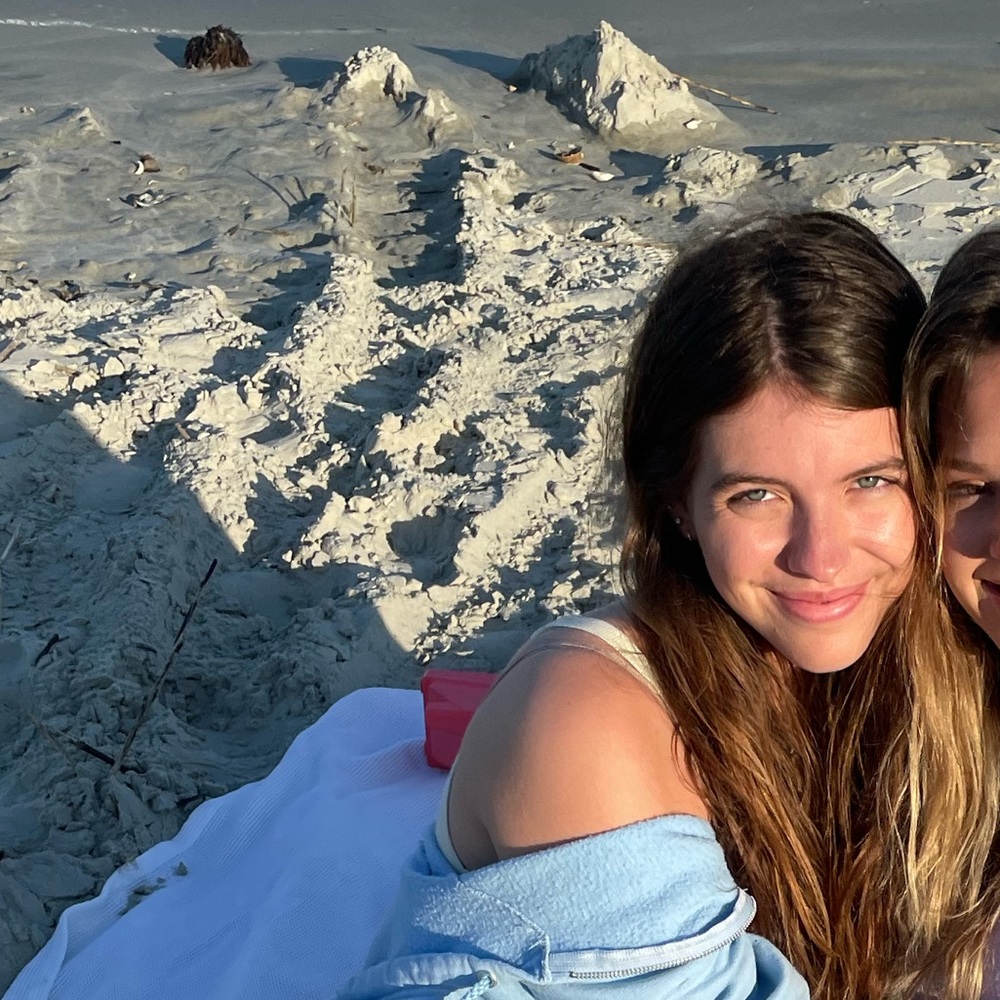 Meet your Posher, Genny